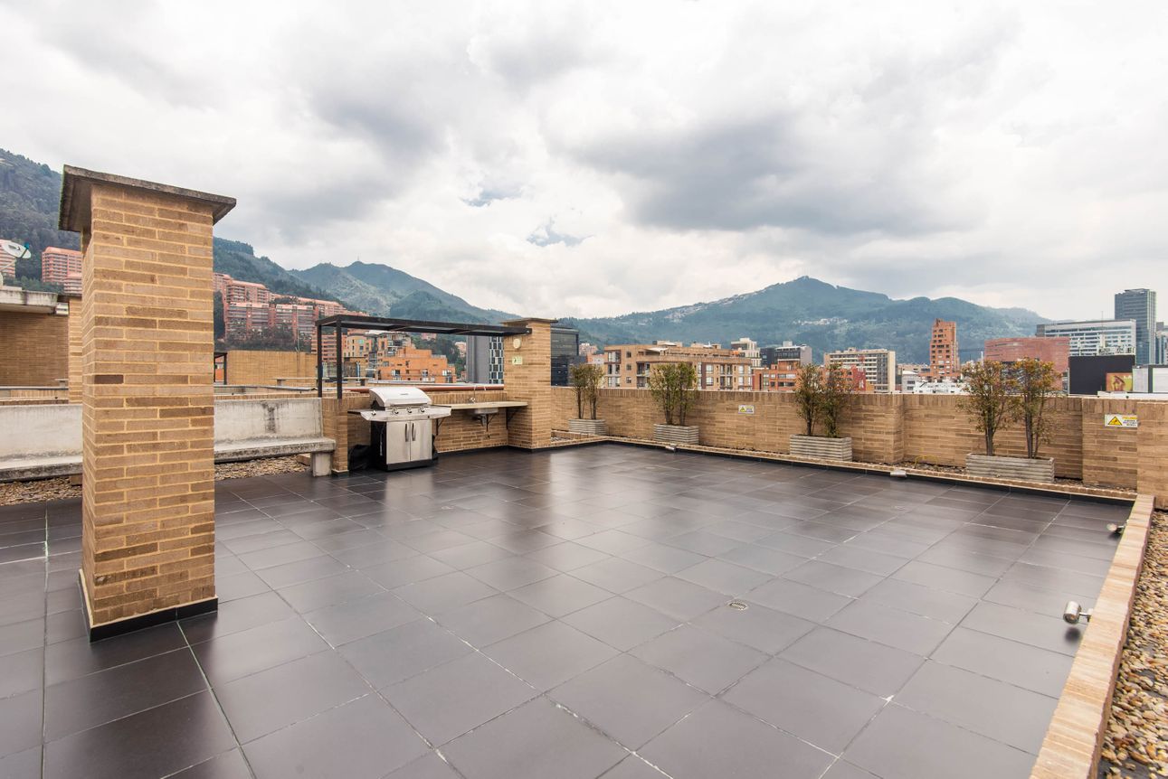 Apartamento en venta o arriendo en Santa Barbara Oriental, Bogotá 2