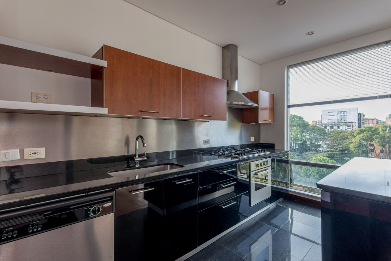 apartamento-en-venta-en-antiguo-country-bogot-3-habitaciones-160m2