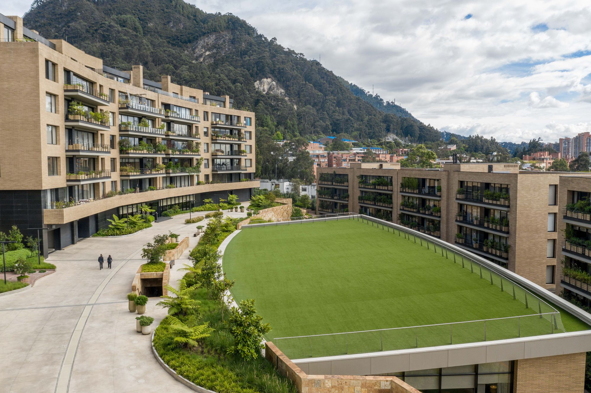 Apartamento en arriendo en Los Rosales, Bogotá - 2 Habitaciones, 200m2