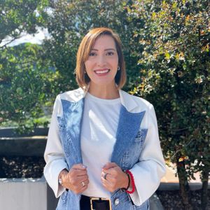 Elizabeth Torres