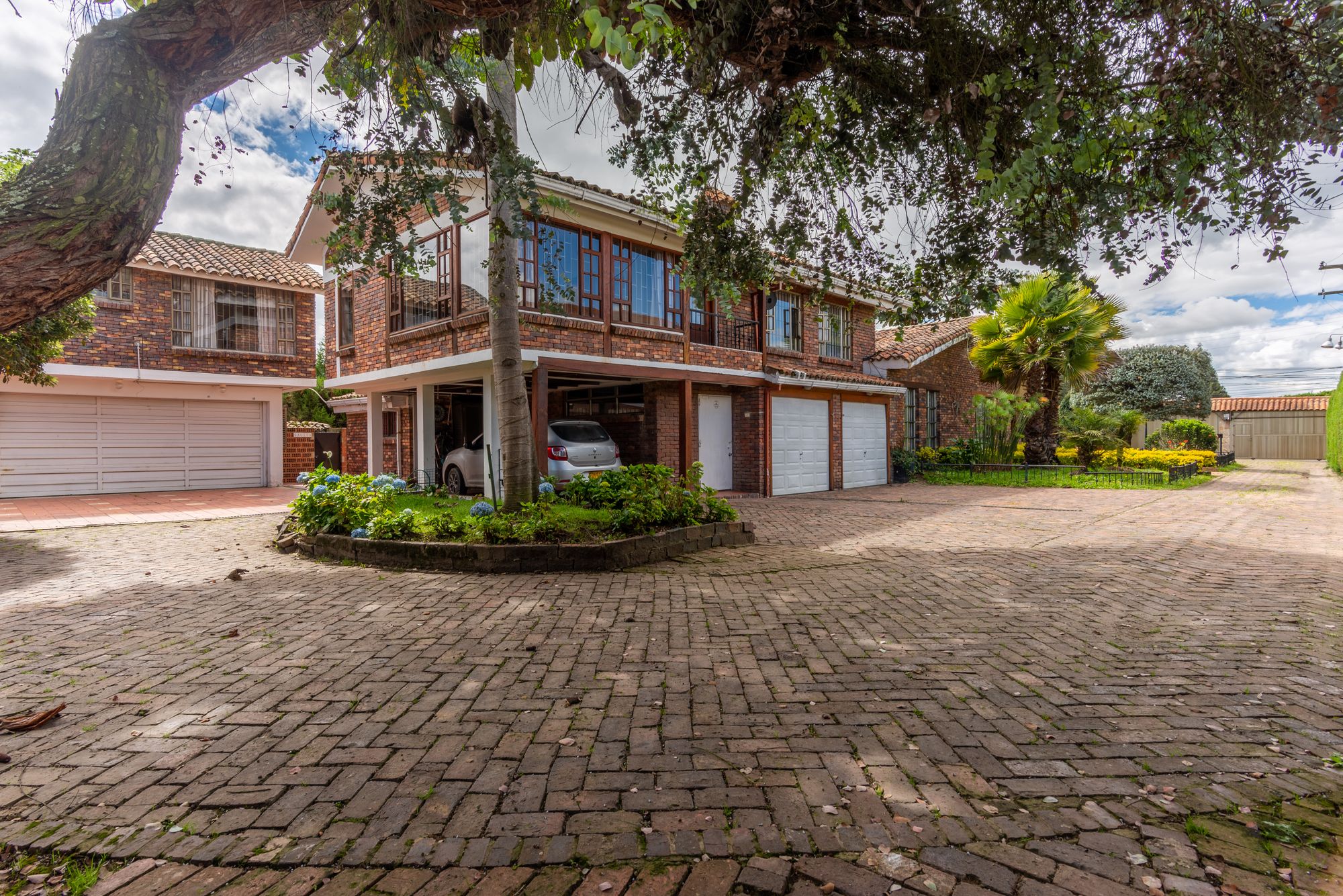 House for sale in Vereda la Balsa, Chia 5 Bedrooms, 633m2