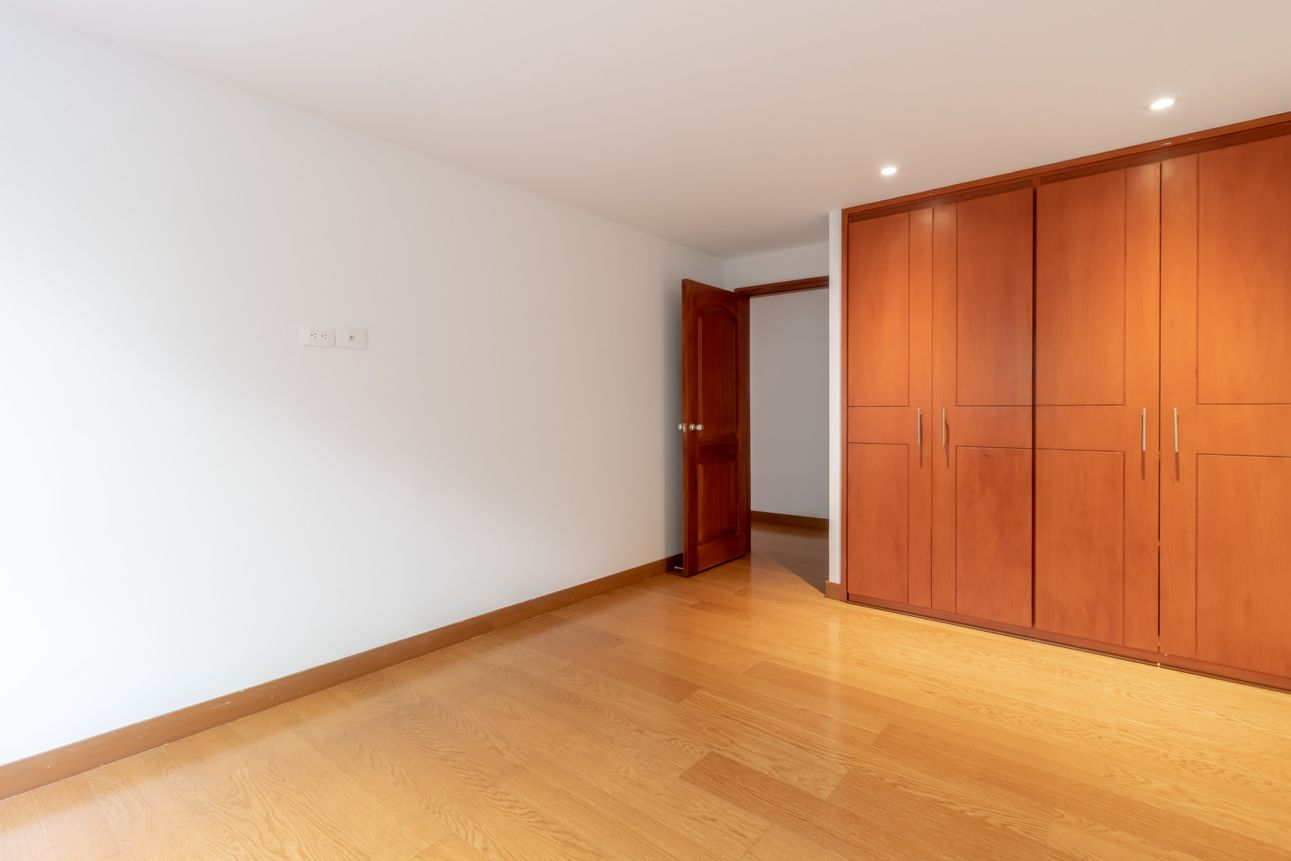 Apartamento en venta o arriendo en Los Rosales, Bogotá 3 Habitaciones